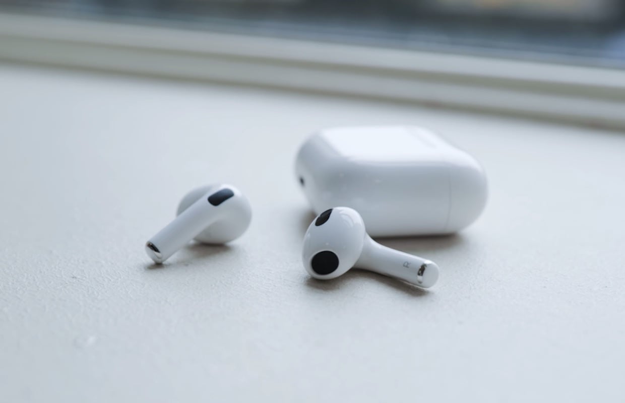 Apple Airpods op je Android? Werkt gewoon! Zo gebruik je het