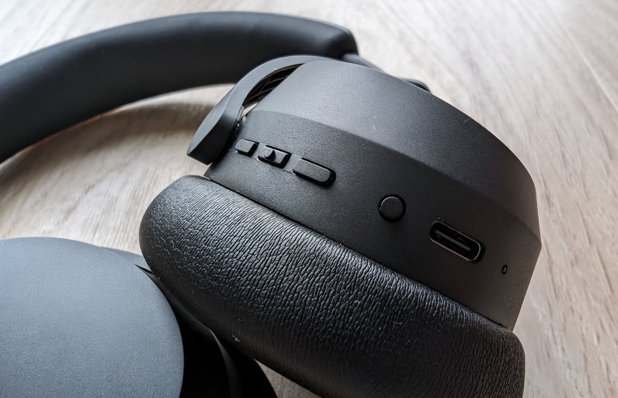 Sennheiser Accentum Wireless review