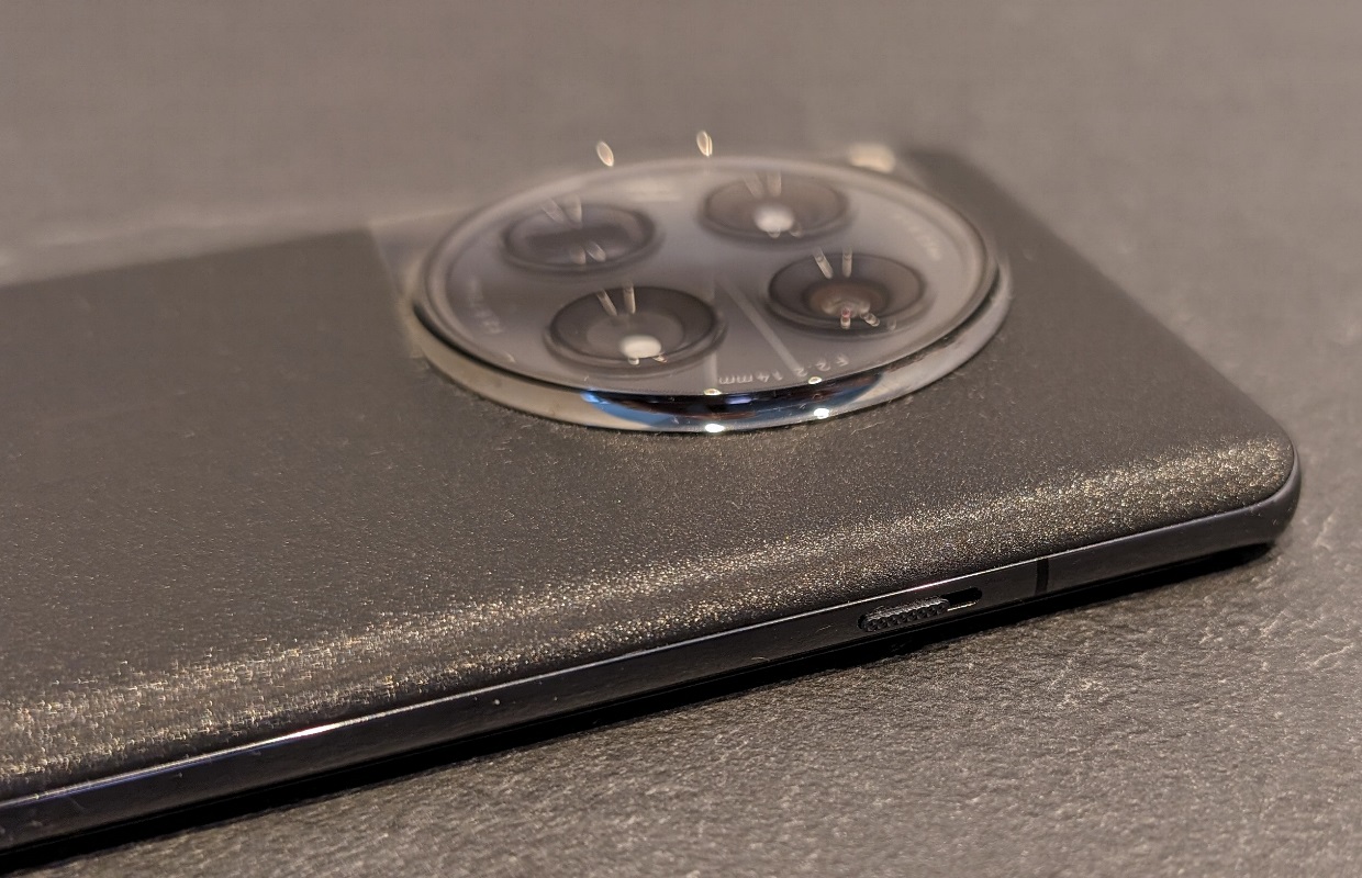 OnePlus 12