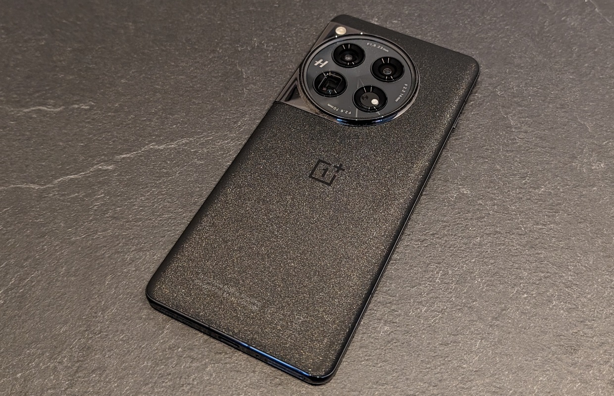 OnePlus 12