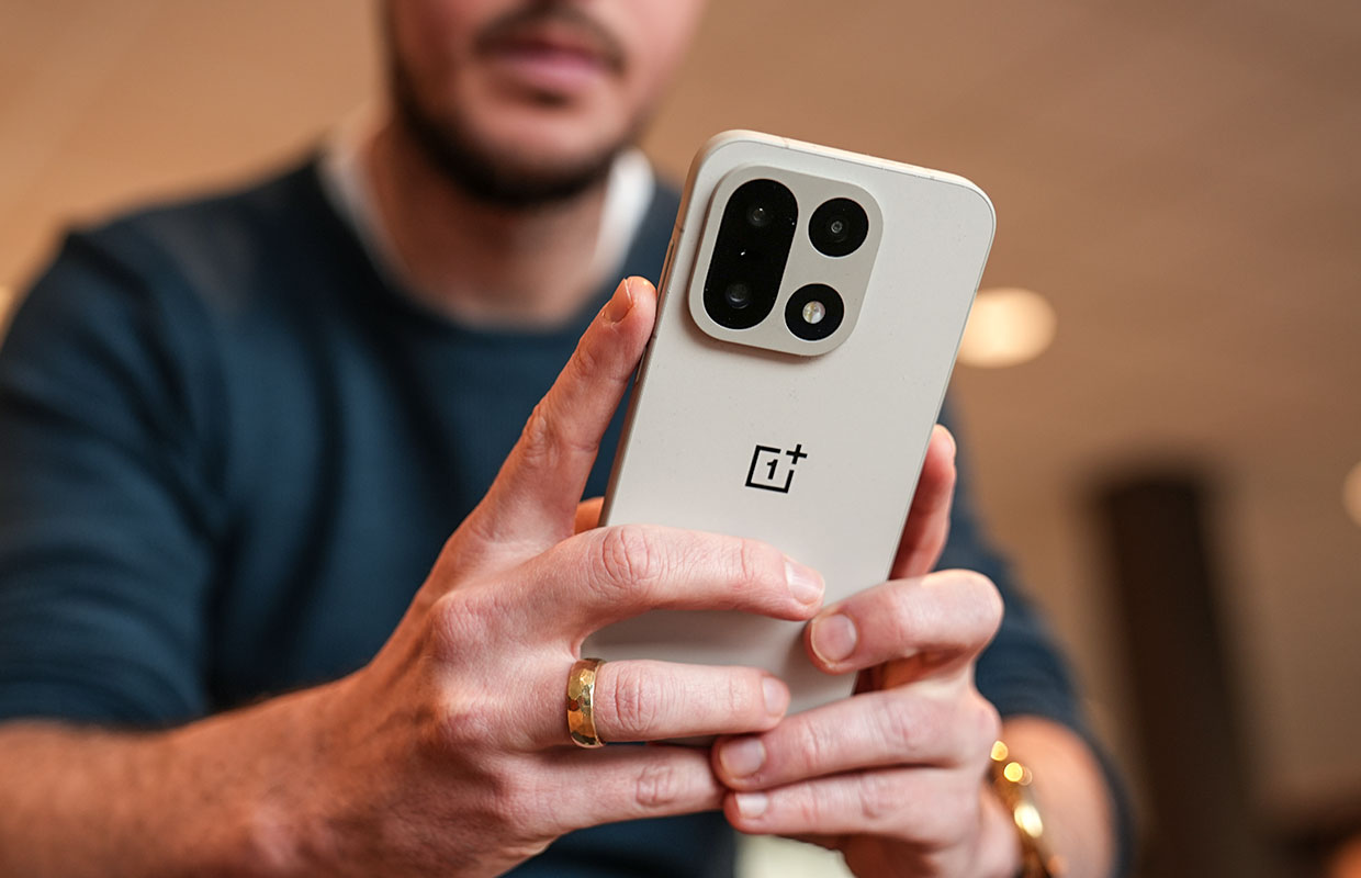 OnePlus 15 review: oerdegelijk, maar ook echt beter dan voorganger?